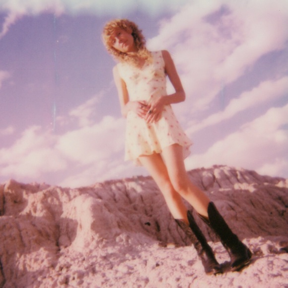 elliechappelle